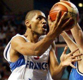 Il francese Batum pentito per il fallaccio su Navarro alle Olimpiadi