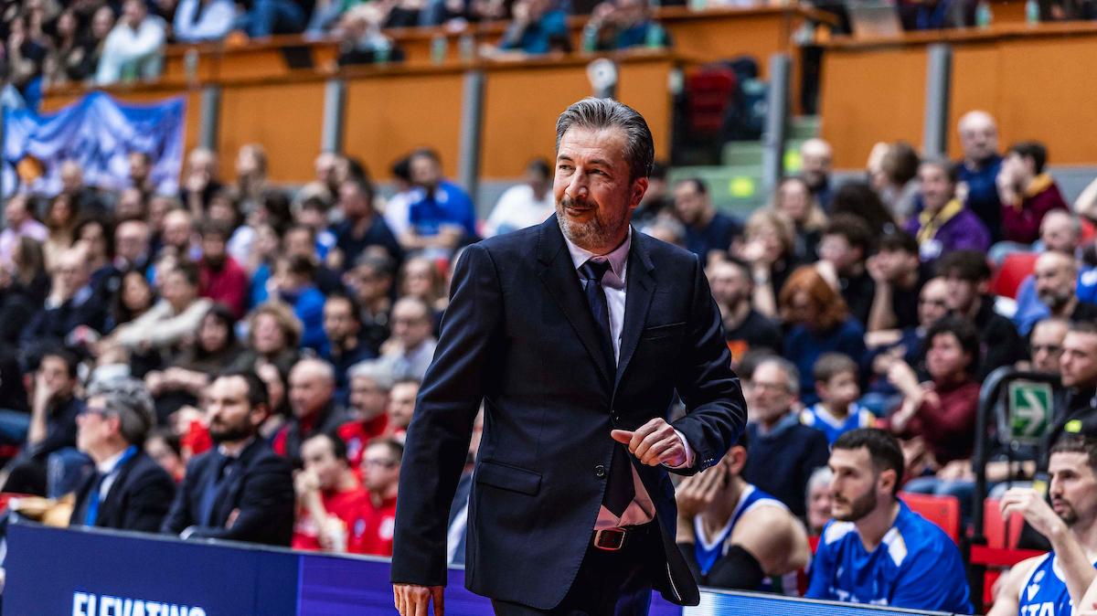 Luca Banchi: «Livorno merita di sognare, con i propri club, di tornare a calcare i parquet più prestigiosi»