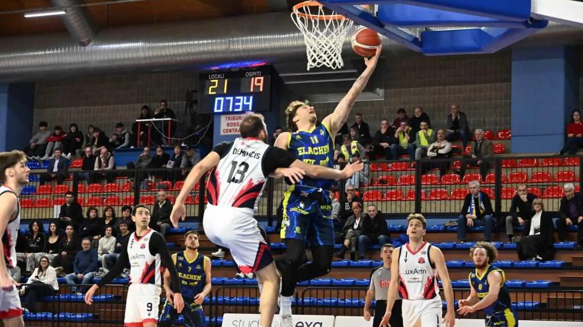 Serie B - Lumezzane all'ultimo tuffo ferma la corsa di Vigevano