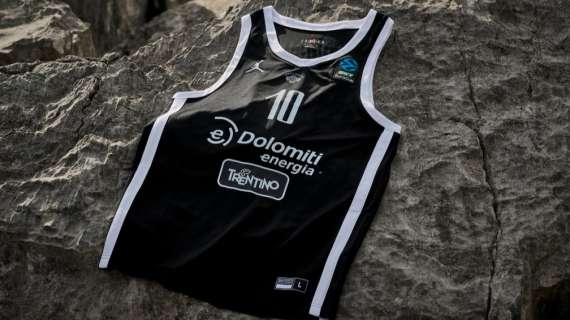 Jordan sulle maglie della Dolomiti Energia Trentino in EuroCup nel 25/26