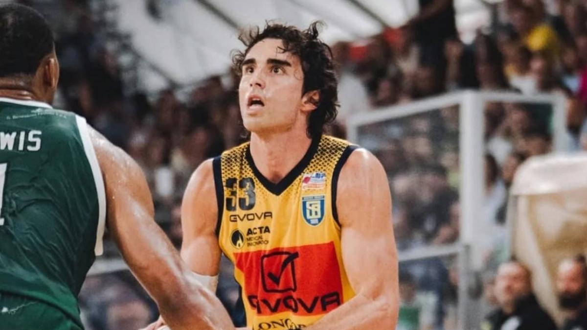 Scafati a 40 minuti dalla Serie A, Vitucci: «Ora testa a Rimini: è una grande chance»