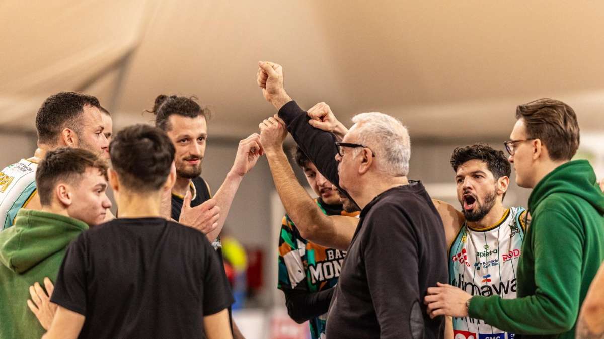 Serie B - La Climaway vince il derby con Mola e ritrova il sorriso