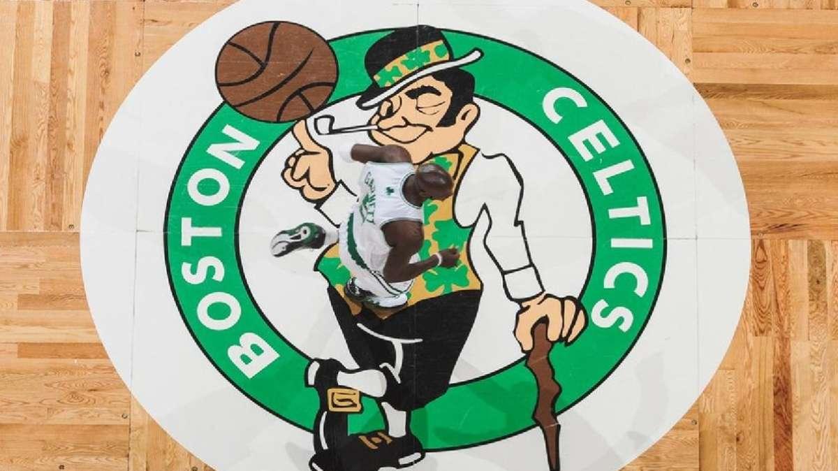 Boston Celtics, contratto standard per Dalano Banton