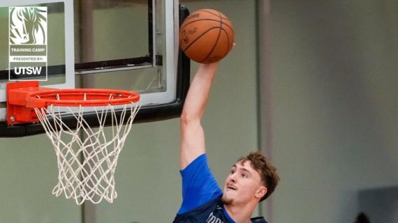 Klay Thompson e Josh Green sono entusiasti dell'impatto del 18enne Cooper Flagg