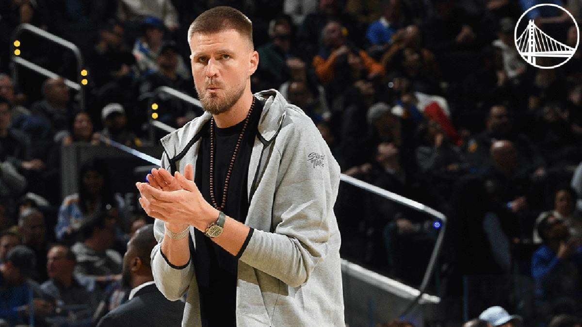 La luna di miele tra Kristaps Porzingis e i Warriors è già finita