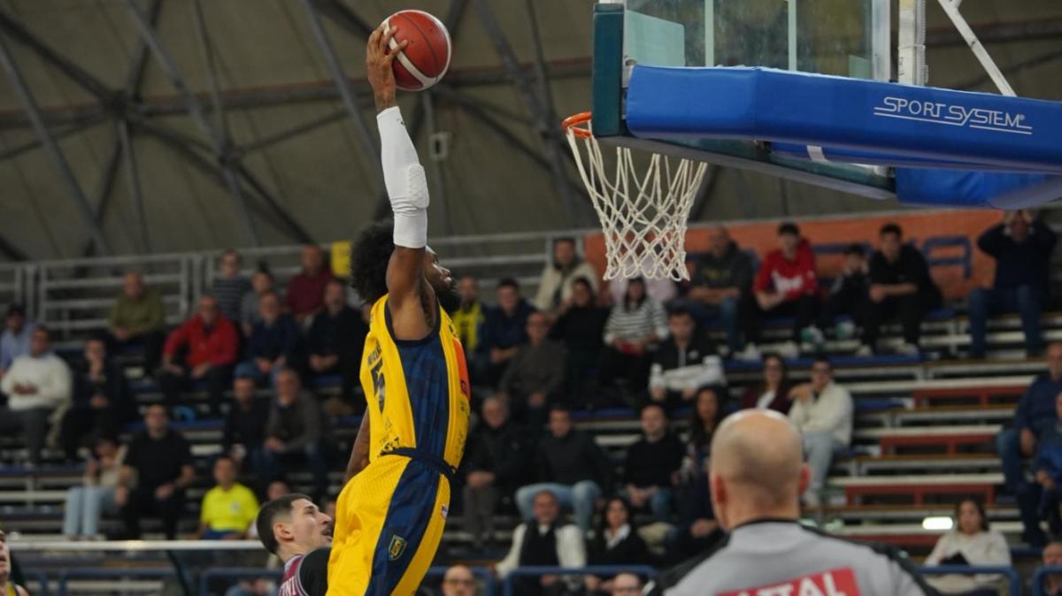 A2 - Walker e Mascolo: Scafati doma Rieti al PalaMangano