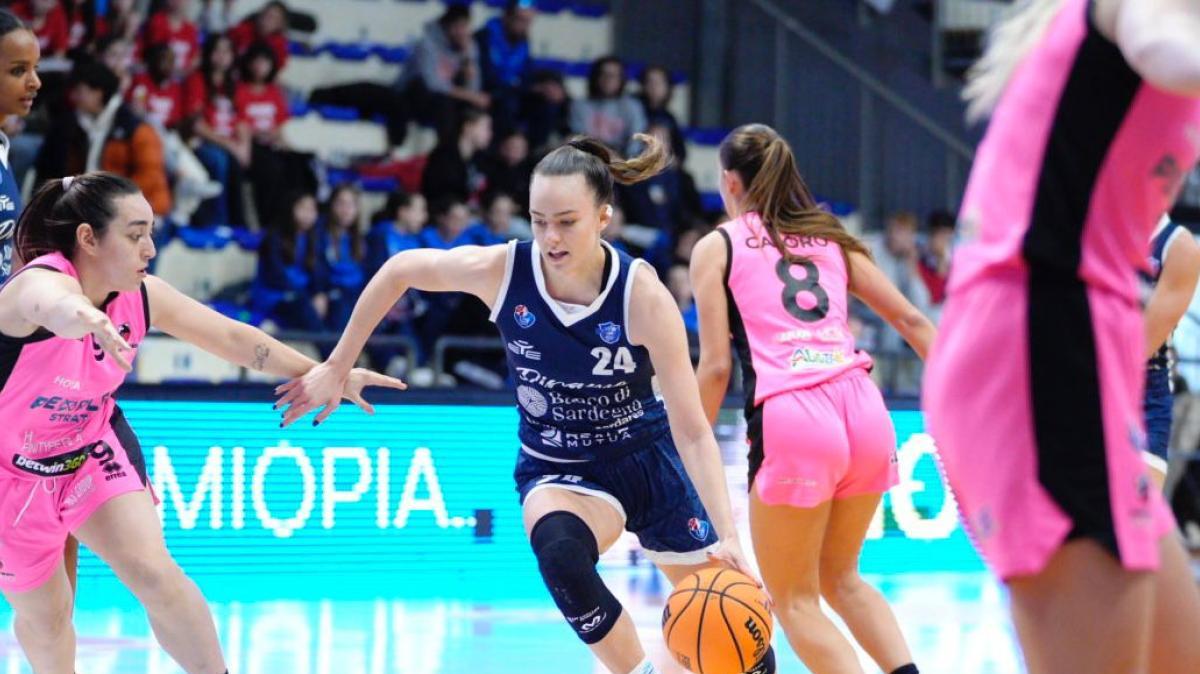 A1 F - Dinamo Women, la serie positiva si interrompe a Roseto