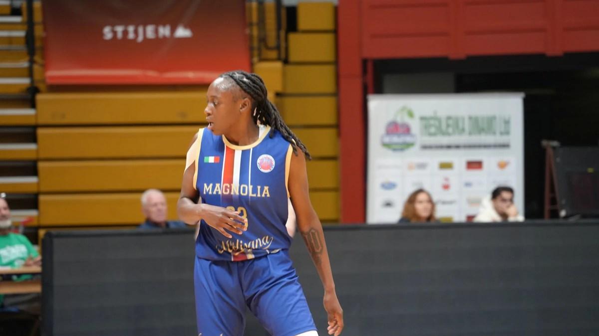 A1 F - La Molisana Campobasso all'incrocio con la Reyer Venezia