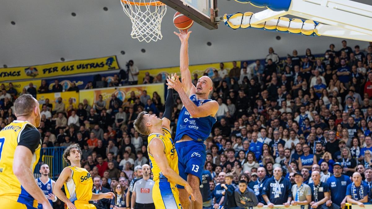 Serie B - La VeroDol CBD PL espugna Piombino e vola alle Final 4 di Coppa Italia