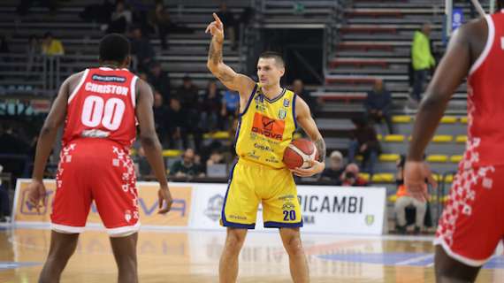 LBA highlights: un thriller di due overtimes tra Scafati e Pistoia