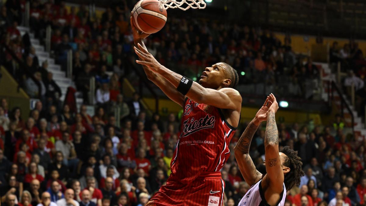 LIVE | Trieste riemerge dai fischi e abbatte una buona Tortona