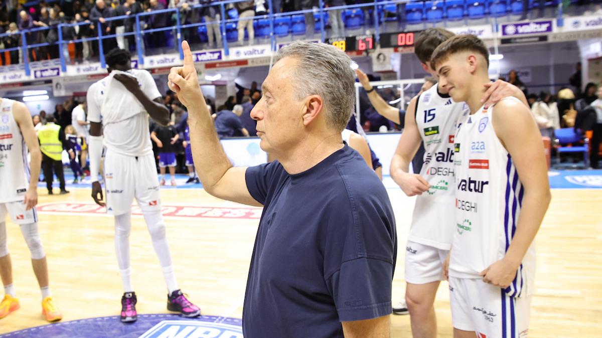 Brindisi, Bucchi: «Con Rimini credo che sarà tutta un'altra storia rispetto a domenica»