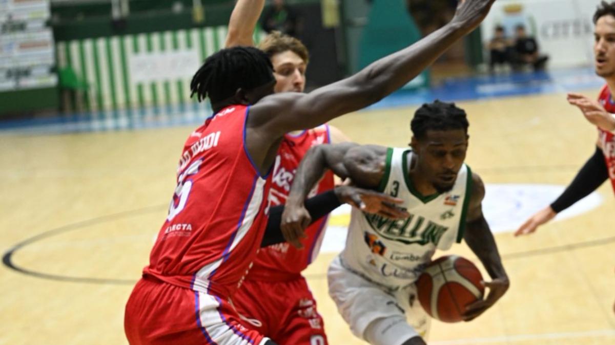 A2 - Alipiev guida Mestre, la Gemini batte l'Avellino Basket 