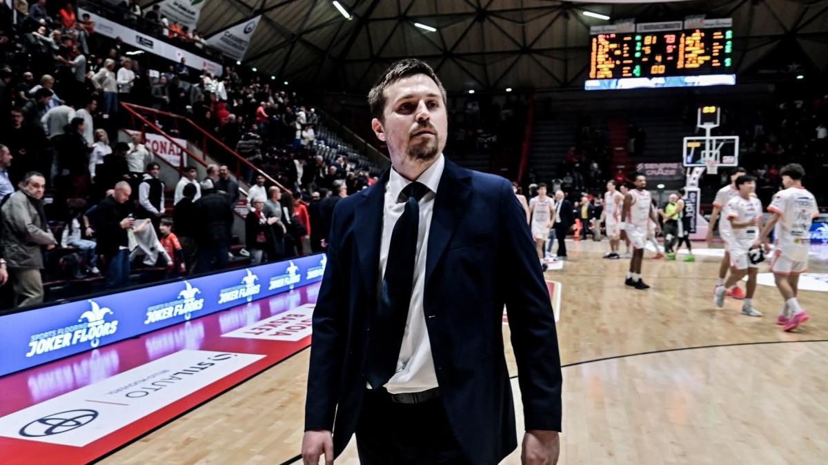 UFFICIALE A2 - Estra Pistoia, la "favola" di Della Rosa ai titoli di coda: pronto Sacripanti?