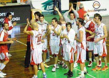 Semifinale playoff: domani Lucca al PalaDozza di Bologna per gara 1