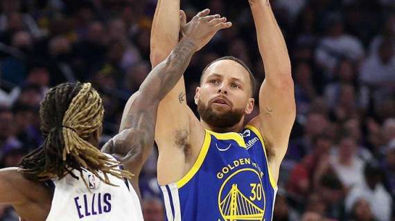 NBA - Warriors, Steph Curry annuncia un'estate di ripensamenti sul Big Three