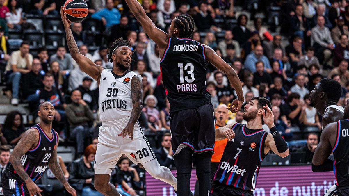 Virtus Bologna sotto a Parigi all'intervallo: pagelle e tabellini