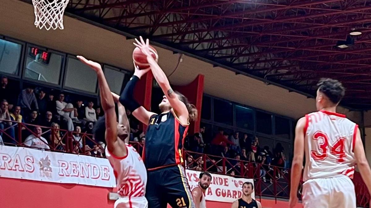 Serie B -  Basket Academy Catanzaro e Bim Bum Rende per un derby entusiasmante