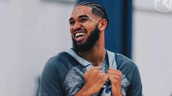 MERCATO NBA - Maxi trade: Karl-Anthony Towns scambiato ai New York Knicks