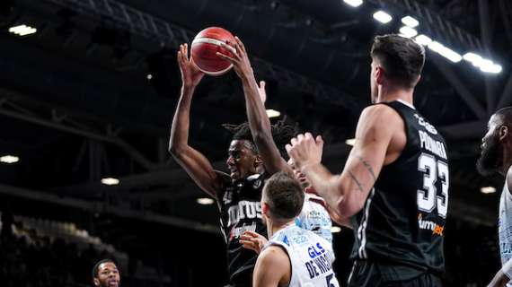 LIVE LBA - Napoli Basket vs Virtus Bologna: diretta (44-44 all'intervallo)