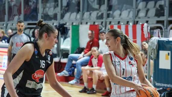 A2 F - Alla Velcofin Vicenza non basta la difesa, Udine vince