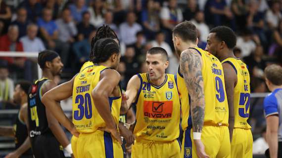 LIVE LBA - Elijah Stewart immarcabile, la Givova Scafati piega la Vanoli Cremona