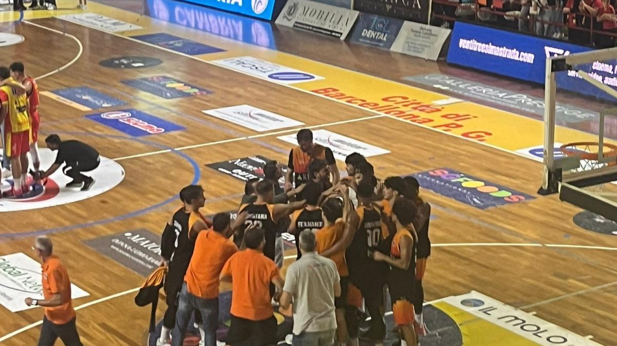 Serie B - La Redel Viola sorride al PalAlberti di Barcellona dopo un overtime