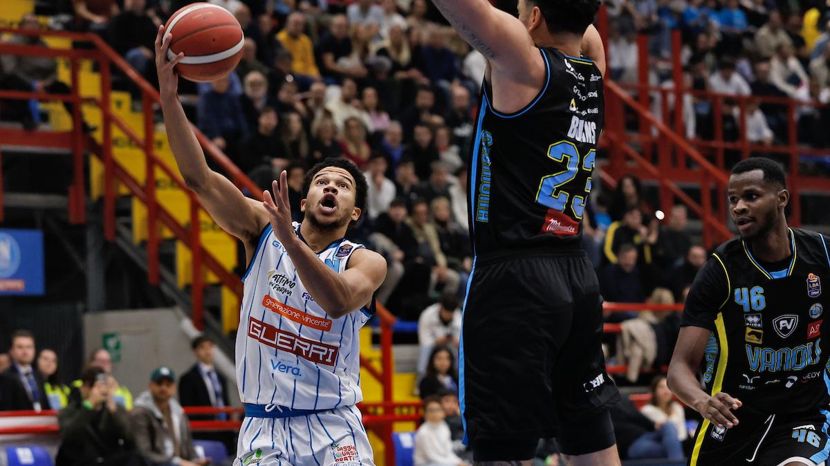 Highlights LBA | Guerri Napoli non fallisce l'aggancio alla Vanoli Cremona