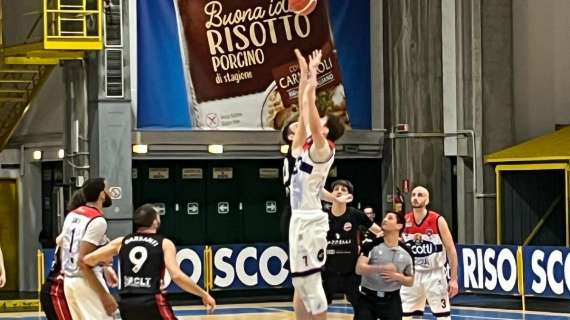 Serie B - Basketball Lucca cade solo nel finale in casa della Riso Scotti Pavia