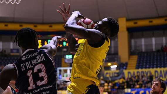 MERCATO LBA - Dinamo Sassari, da Torino arriva il lungo Fadilou Seck