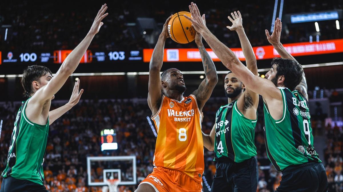 ACB - Nel supplementare Montero e Valencia superano la Joventut di Rubio