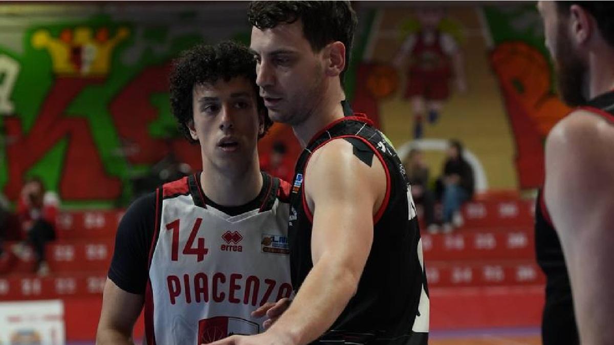 Serie B - Bakery ci prova con l’attacco, Vicenza colpisce nel segno e vince