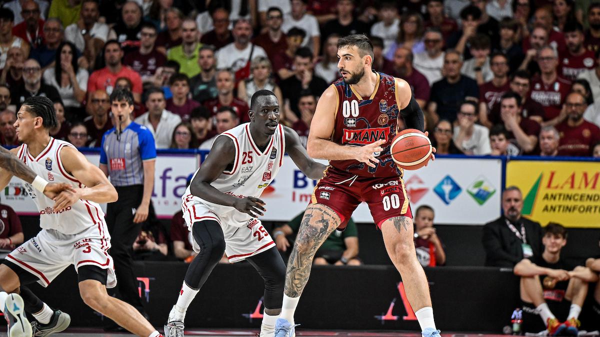 Reyer Venezia vs Olimpia Milano: diretta 2Q 22-21 11'