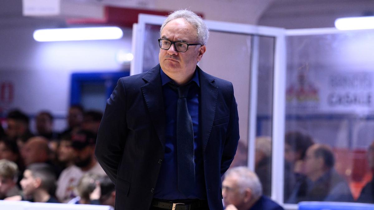 Cantù vs Napoli, parla Pino Sacripanti: «L'Acqua San Bernardo ha tre fattori a favore»