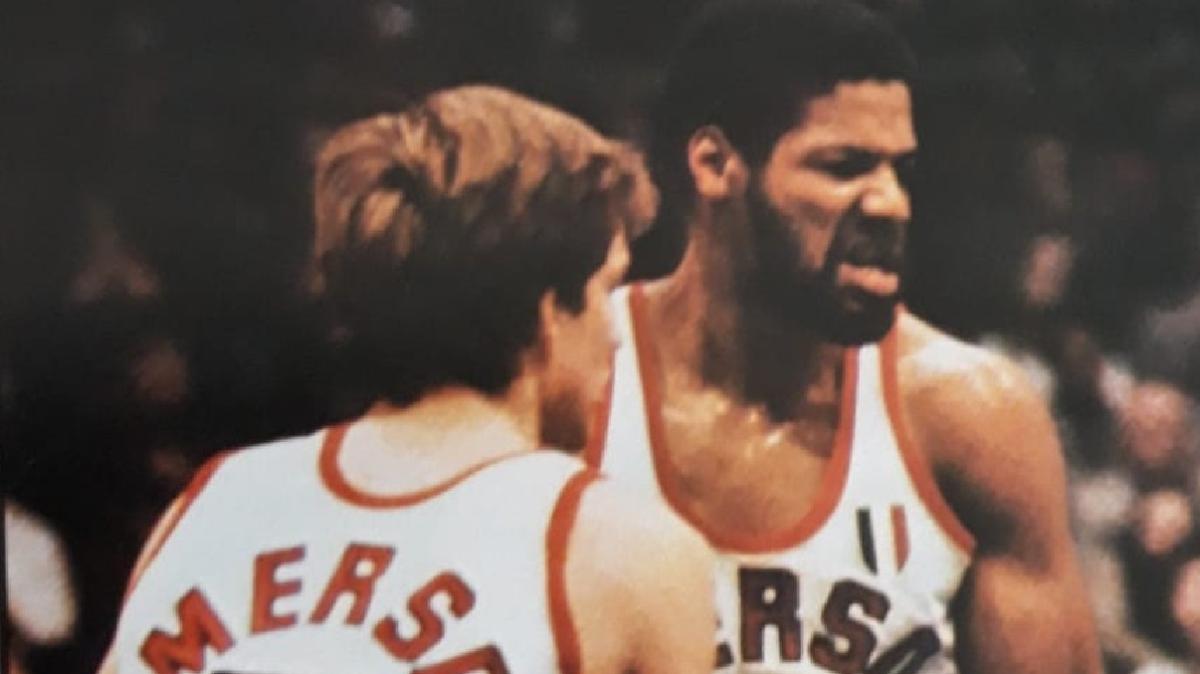 Charlie Yelverton si racconta tra Kareem Abdul Jabbar e Kobe Bryant