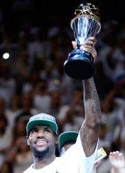 LeBron James in trionfo