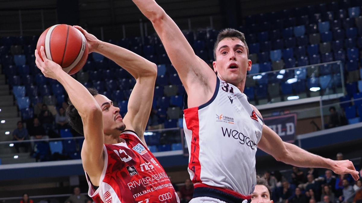 Urania Milano brillante per tre quarti, ma Rimini la ribalta nel finale