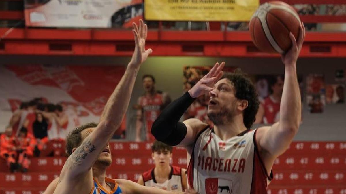 Serie B - Bakery insegue con carattere e spera, poi passa Agrigento 