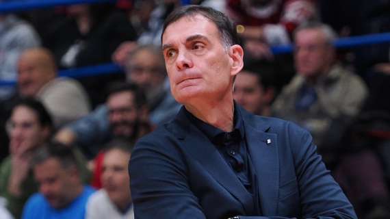 Olympiacos, Bartzokas dopo Milano: "Arbitri? Nel primo tempo avevano preso di mira Fall"