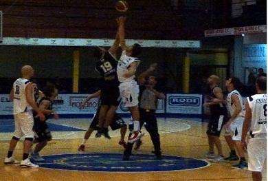 Officine Creative Montegranaro: vittoria e play off