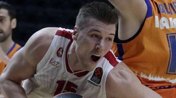 EuroLeague - Il buzzer beater di Micov all'overtime resuscita l'Olimpia Milano a Valencia