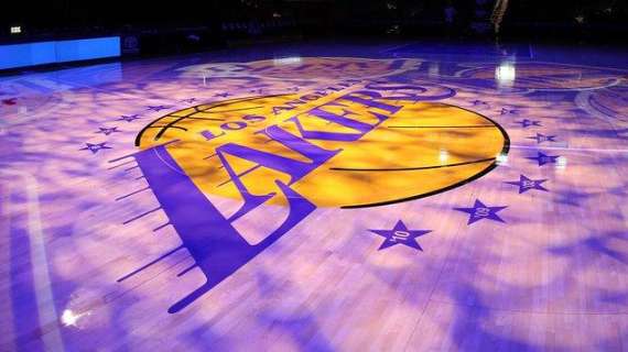 NBA - Lakers, riduzione stipendi anche per i dirigenti della franchigia