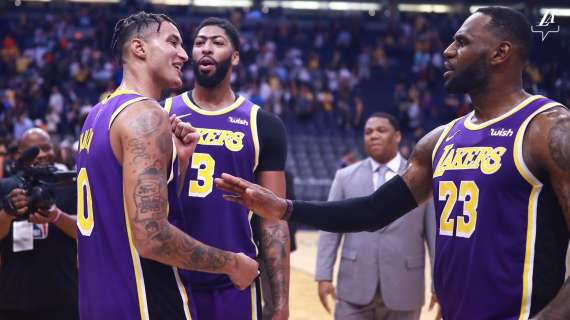 NBA - I Lakers tornano al successo battendo in volata i Suns 