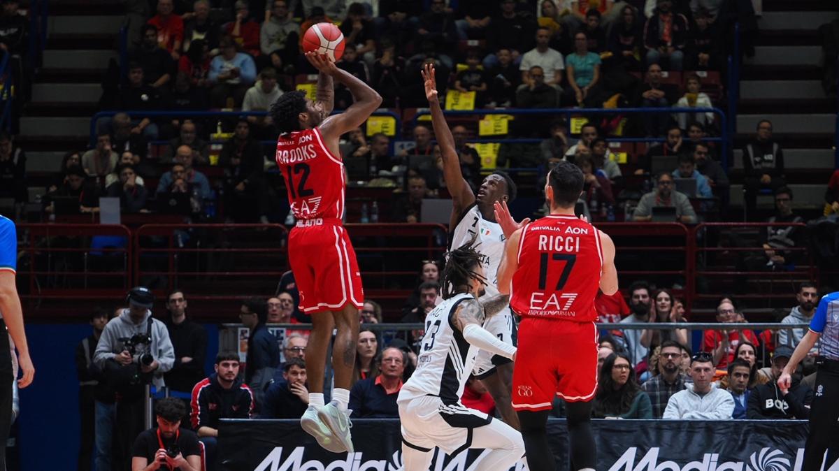 LIVE | Milano controlla il derby e piega Bologna 