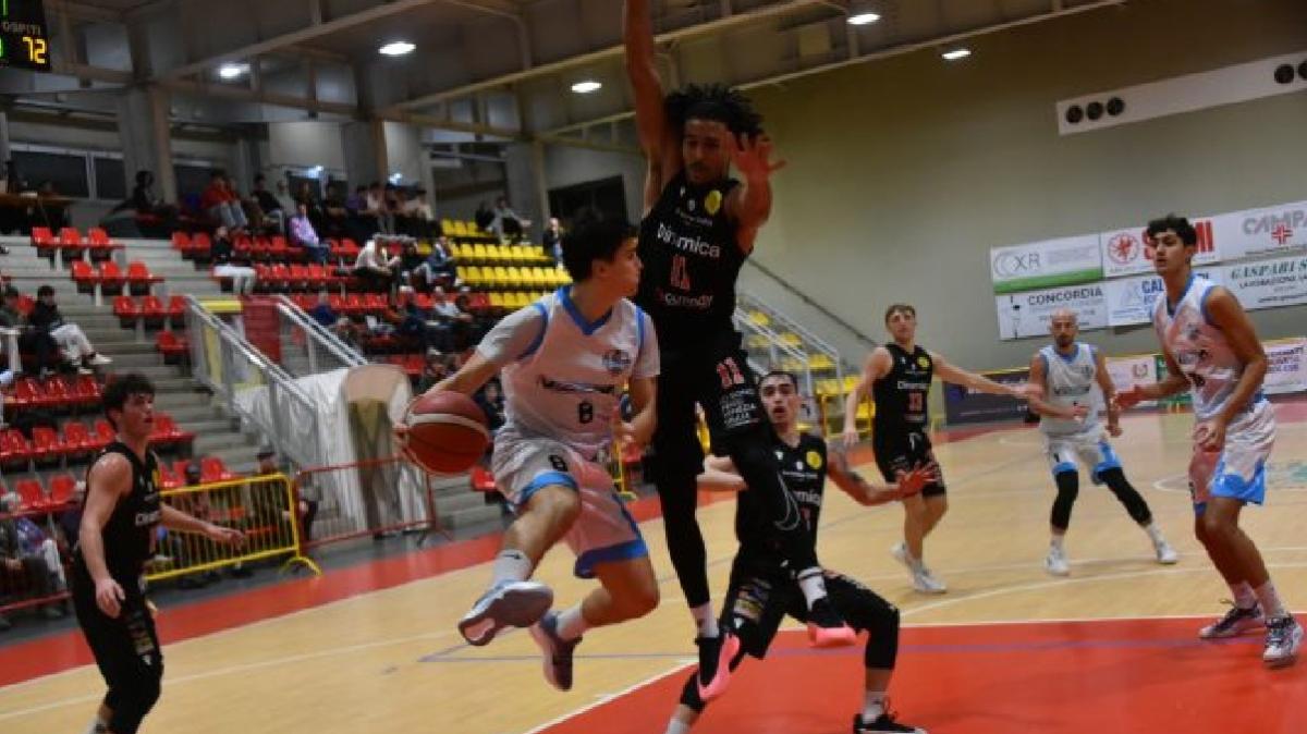 Serie B - Sabato a Gorizia dalla Dinamo per l'Olimpia Castello