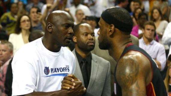 NBA - Michael Jordan sostiene LeBron James contro Donald Trump
