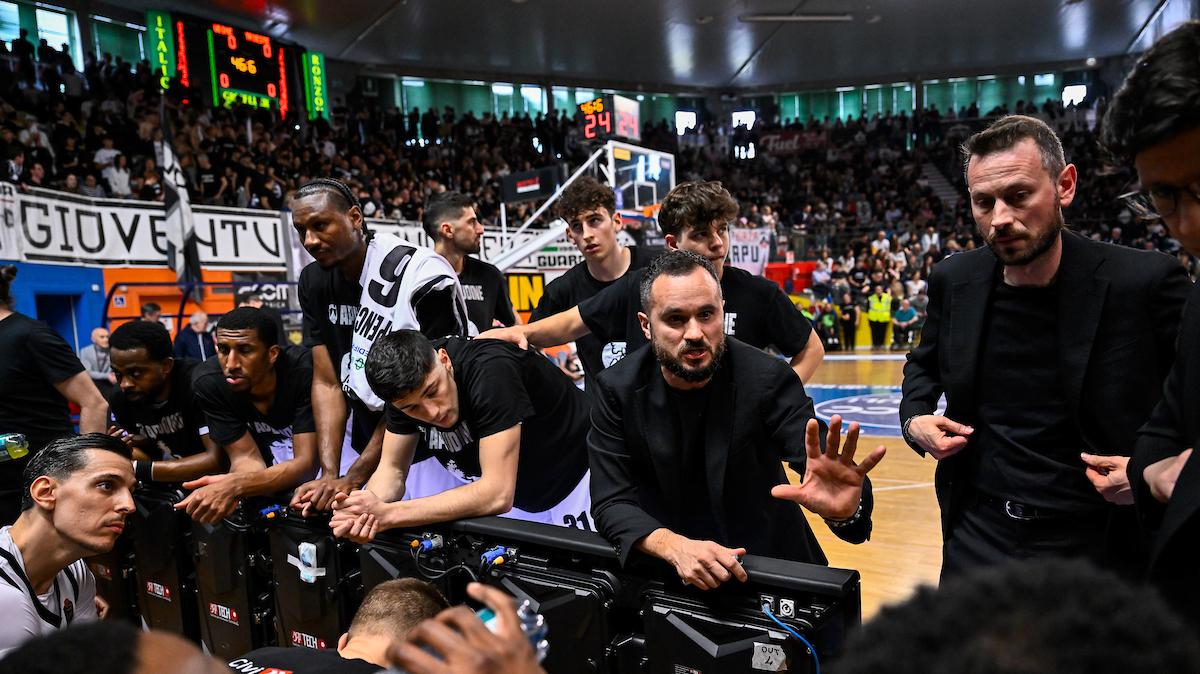 Udine, Adriano Vertemati: "Avessi avuto 70 timeout li avrei chiamati tutti"