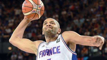 Francia - Nicolas Batum non giocherà con la Nazionale il prossimo Eurobasket 2017