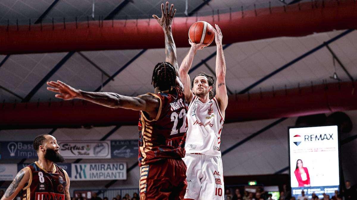 CorSera: «Milano-Venezia, quanto è strana questa finale Scudetto»