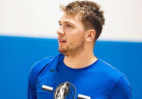 NBA - Mavericks, Rick Carlisle paragona Luka Doncic a Larry Bird